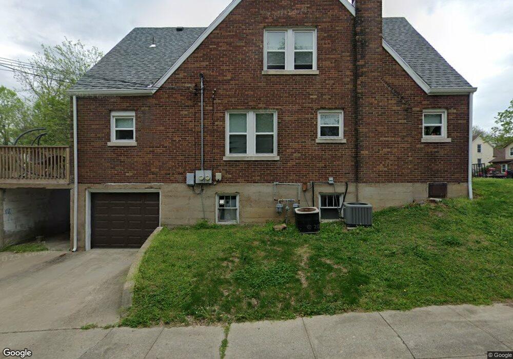1103 E Mccarty St unit B, Jefferson City, MO 65101 - photo 1