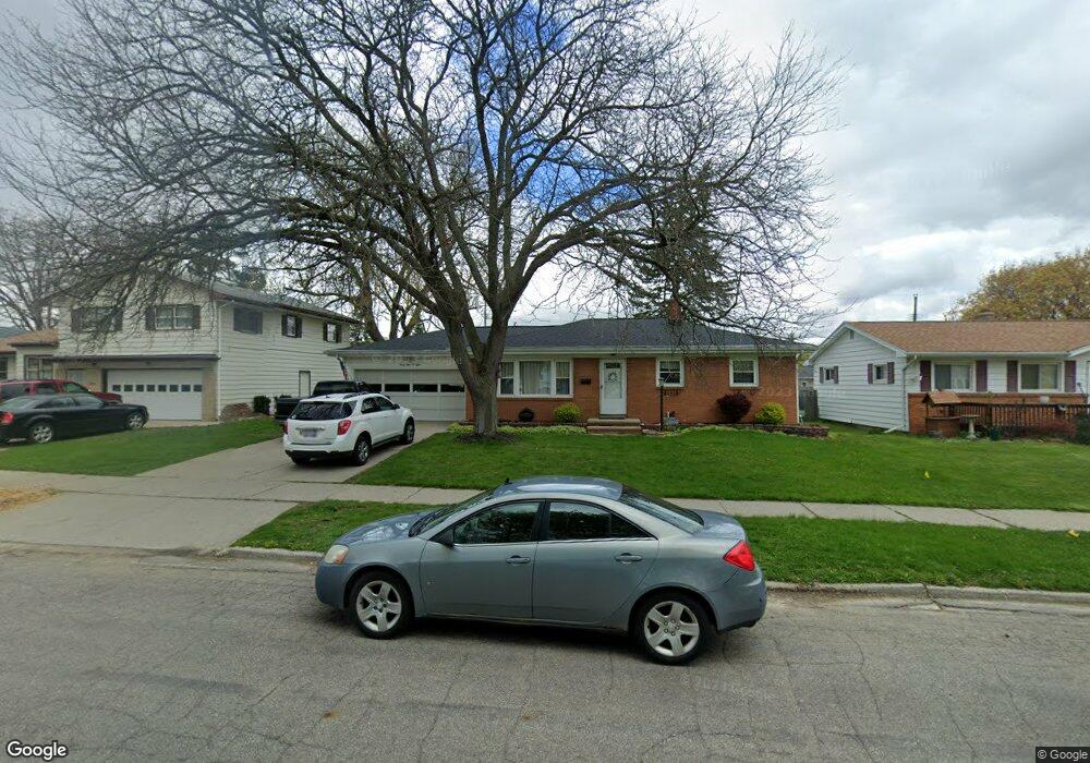 3408 Snowglen Ln, Lansing, MI 48917 - photo 1