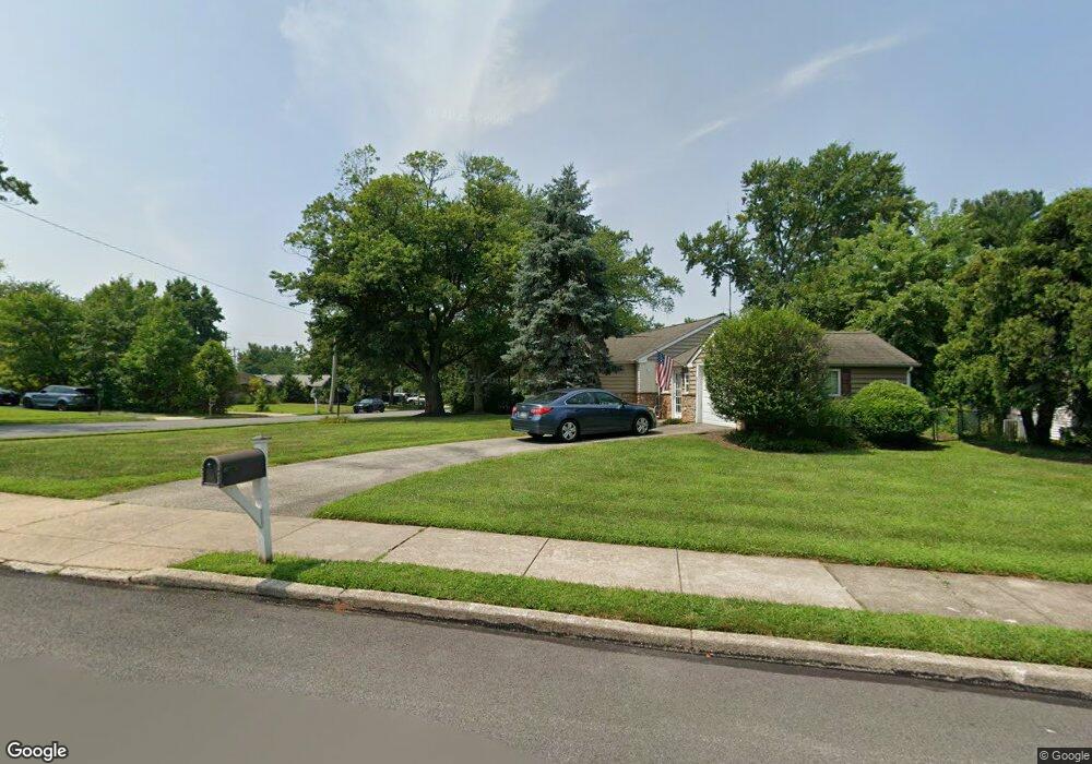 957 Wayfield Dr, Norristown, PA 19403 - photo 1