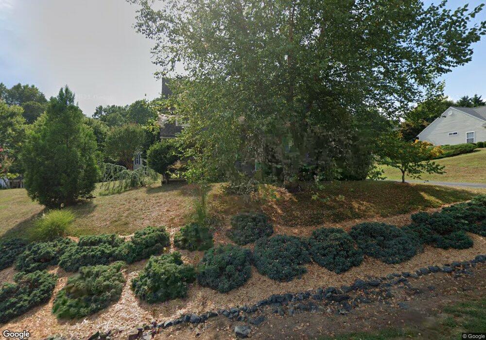 1403 Dunlora Dr, Charlottesville, VA 22901 - photo 1