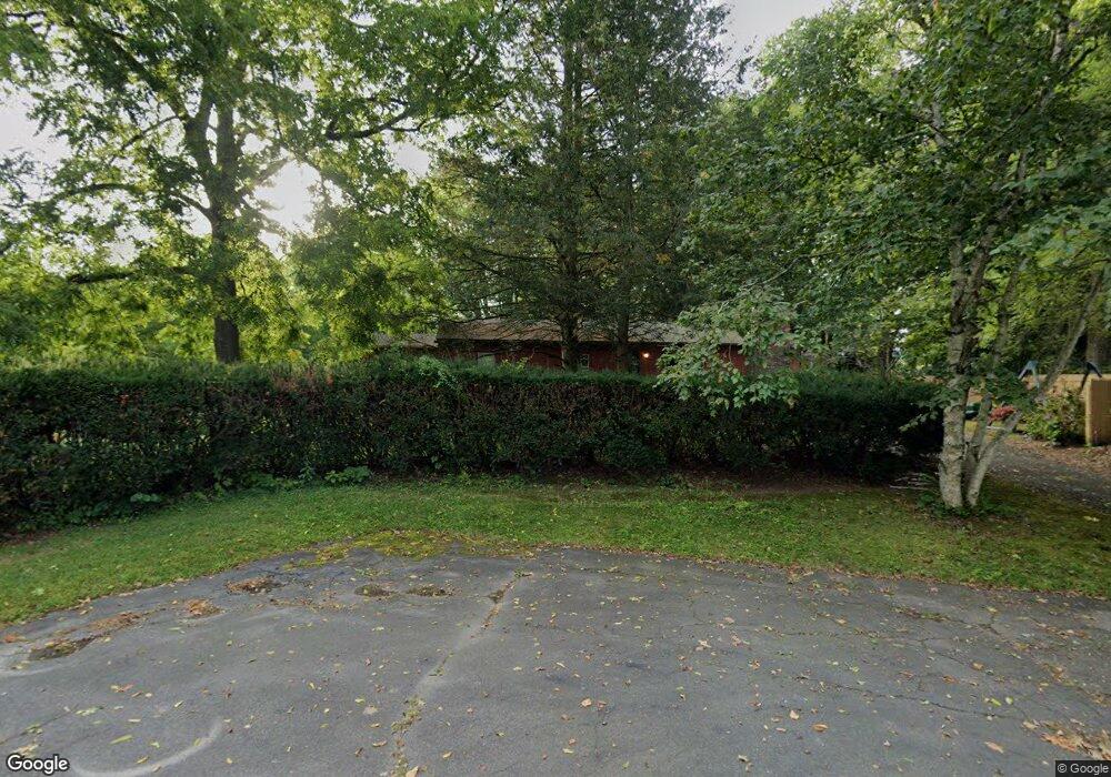 9 Squire Ln, Amherst, MA 01002 - photo 1