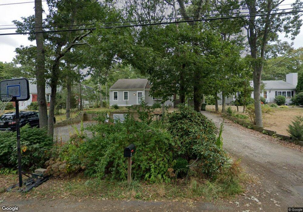 27 Pinecrest Ave, Mashpee, MA 02649 - photo 1