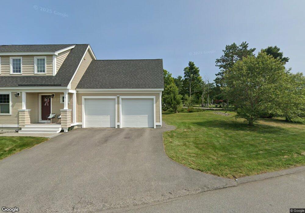 3 Firefly Landing, Newmarket, NH 03857 - photo 1