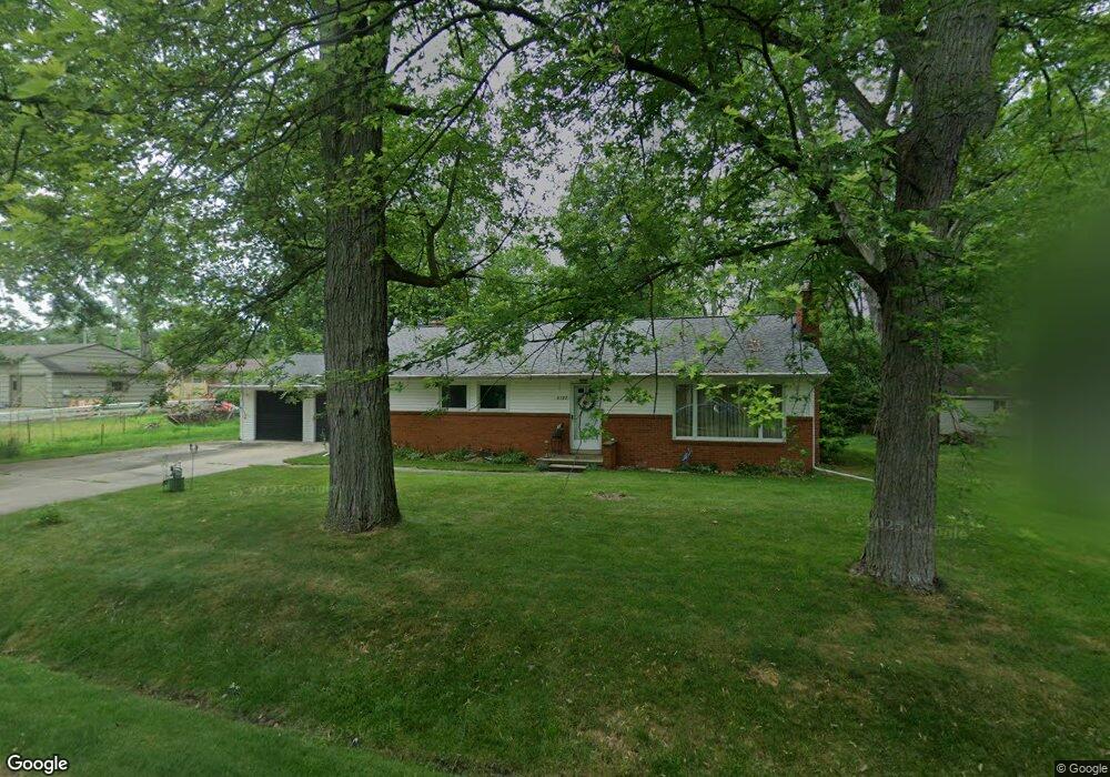 4132 Bunker Ave, West Bloomfield, MI 48323 - photo 1