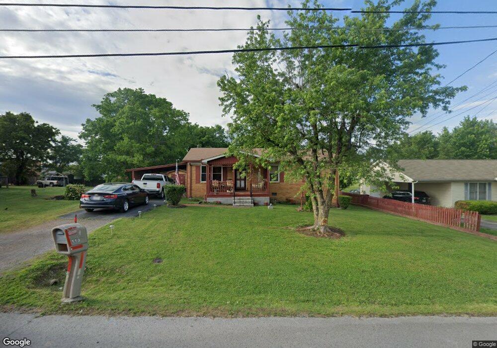 113 E Cedar St, Shelbyville, TN 37160 - photo 1