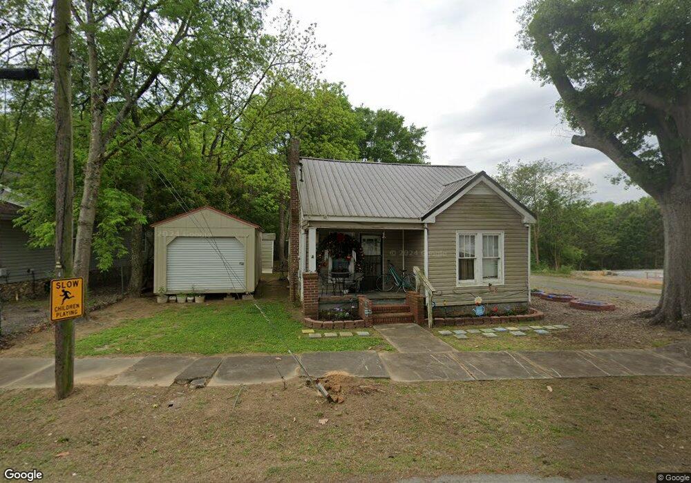 223 Calhoun Ave, Calhoun, GA 30701 - photo 1