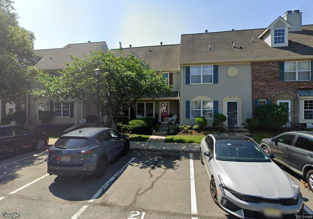 36 Colleen Ct unit 36, Kendall Park, NJ 08824 - photo 1