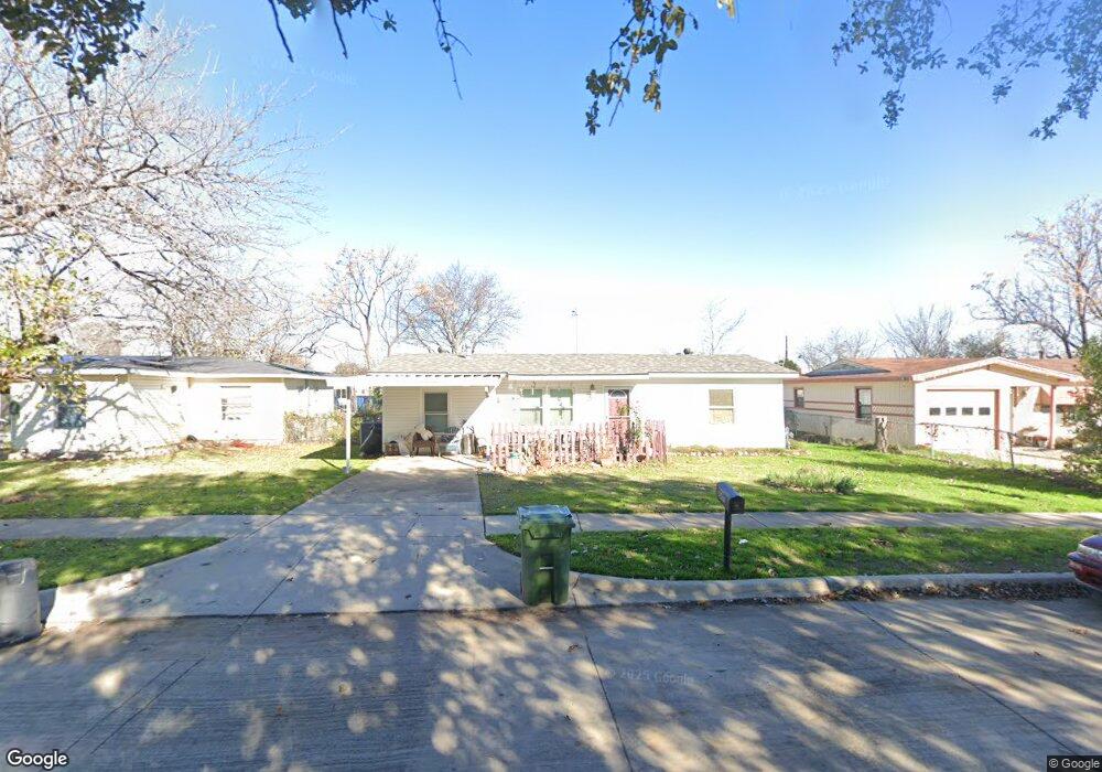 507 Greenway Dr, Hurst, TX 76053 - photo 1