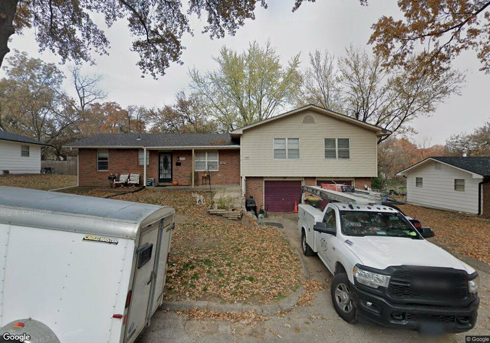 11604 W 56th St, Shawnee, KS 66203 - photo 1