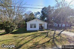 306 N 6th St, Oakdale, LA 71463