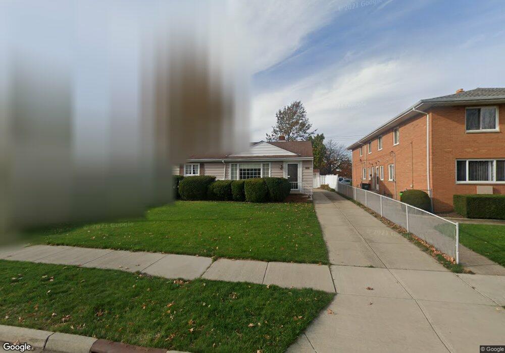 1540 Empire Rd, Wickliffe, OH 44092 - photo 1