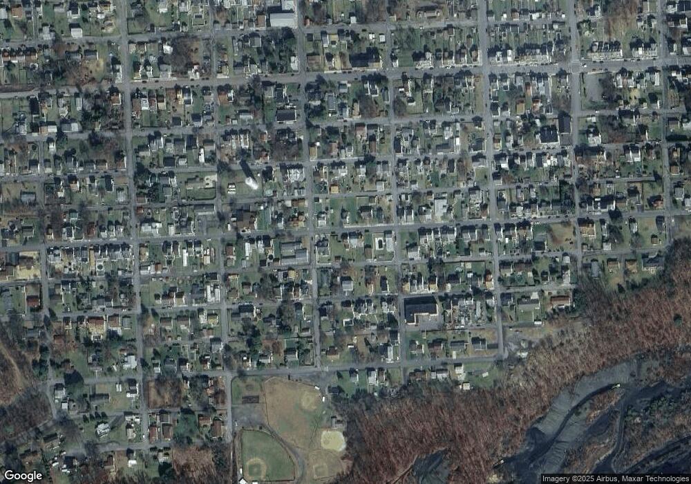 1238 W Montgomery St, Coal Township, PA 17866 - photo 1