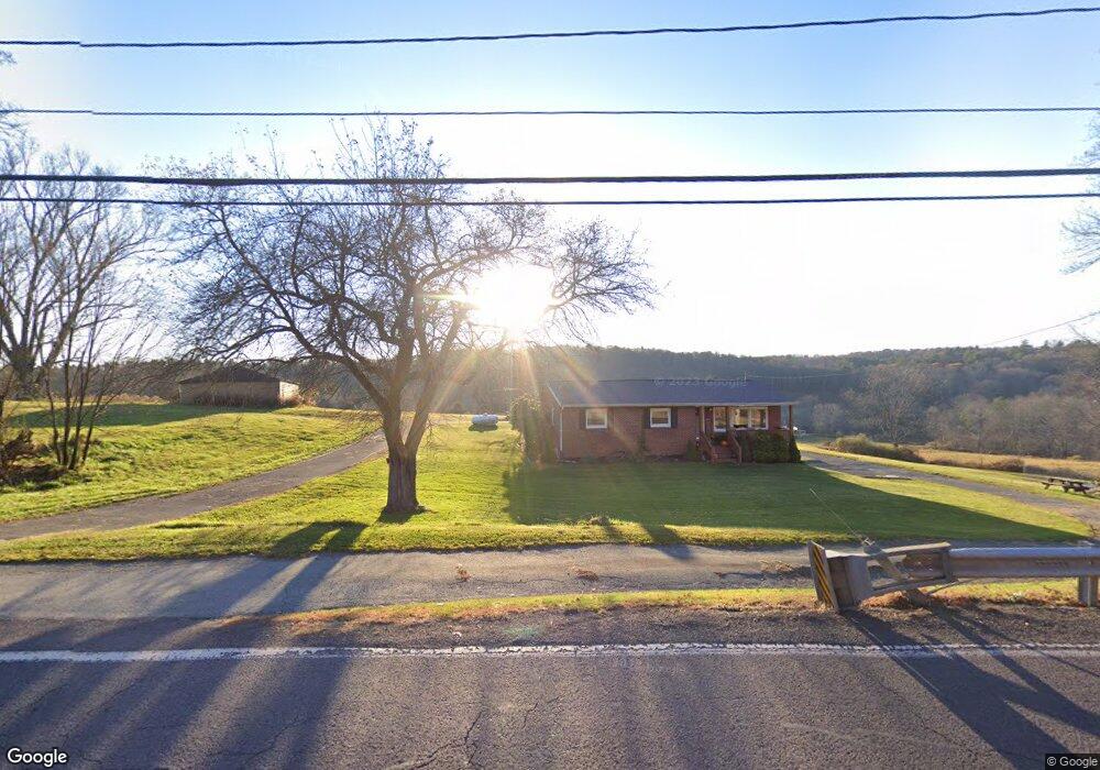 158 Outlet Rd, Dallas, PA 18612 - photo 1