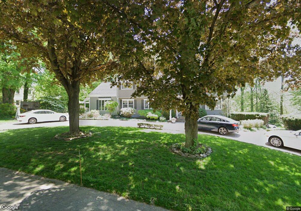 16 Springwood Dr, Trumbull, CT 06611 - photo 1