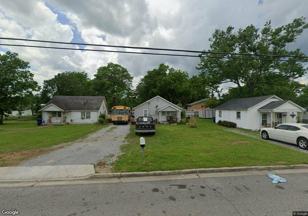 769 Lipscomb St, Shelbyville, TN 37160 - photo 1