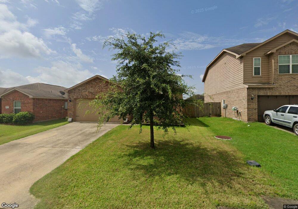 12047 Fairquarter Ln, Pinehurst, TX 77362 - photo 1