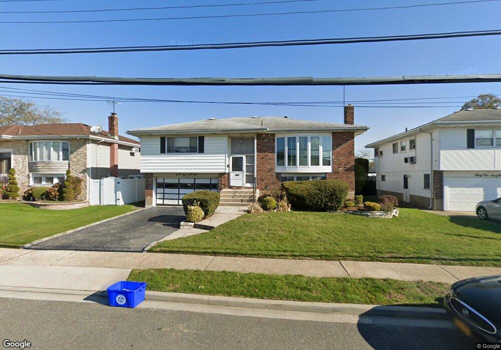 3463 Park Ave, Oceanside, NY 11572 - photo 1