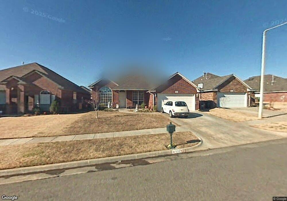 917 Black Jack Ln, Moore, OK 73160 - photo 1