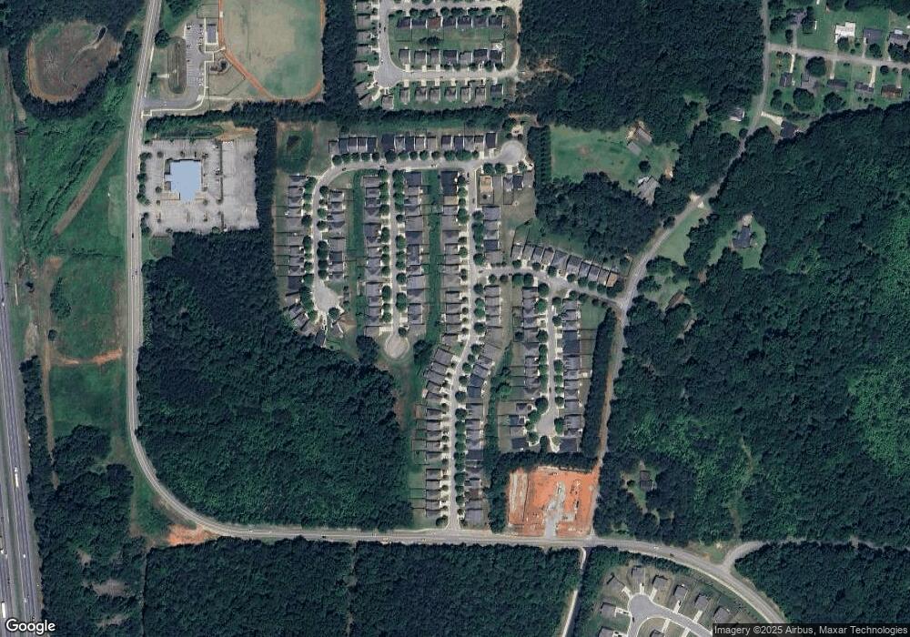 335 Clover Brook Dr unit 101, Locust Grove, GA 30248 - photo 1