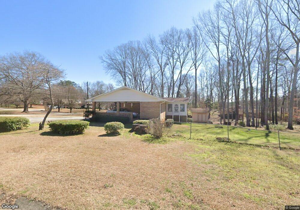 1044 Roberts Dr, Sugar Hill, GA 30518 - photo 1