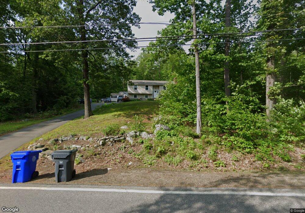 70 Wash Pond Rd, Hampstead, NH 03841 - photo 1