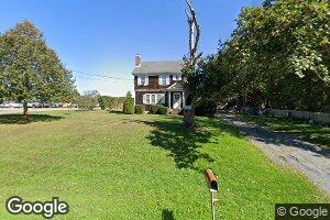 236 Paradise Ave, Middletown, RI 02842