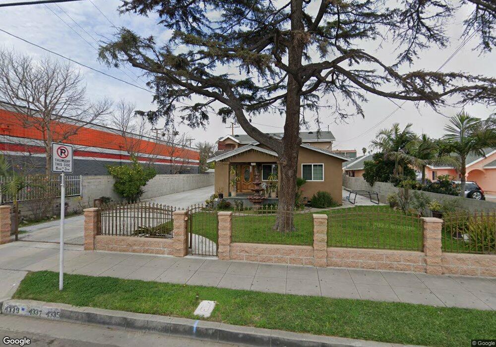 4339 W 102nd St, Inglewood, CA 90304 - photo 1