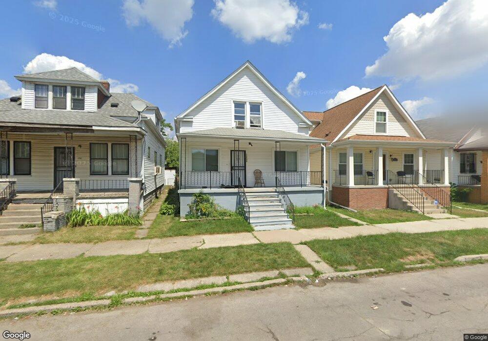 12098 Saint Aubin St, HamtraMcK, MI 48212 - photo 1