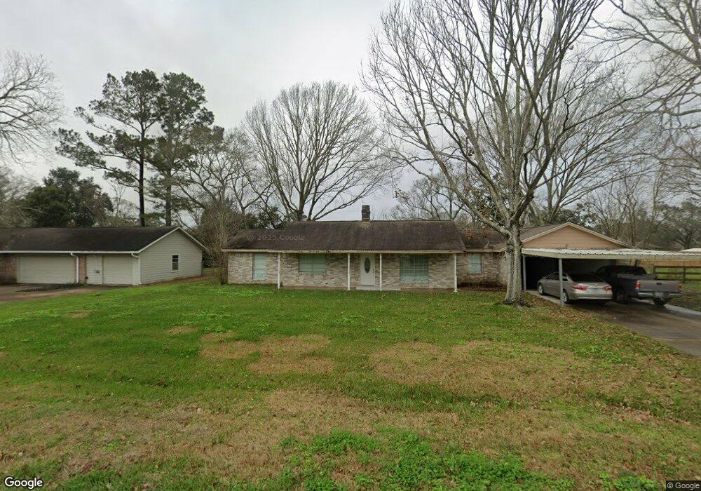 47 Fulton Dr W, Alvin, TX 77511 - photo 1