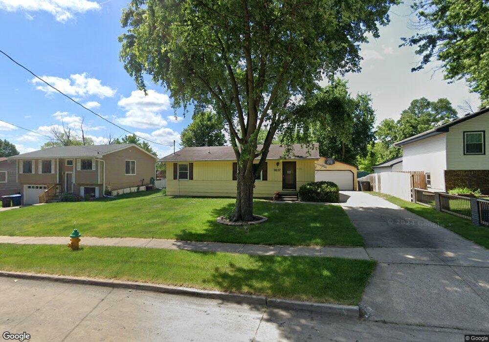 1617 E Bell Ave, Des Moines, IA 50320 - photo 1