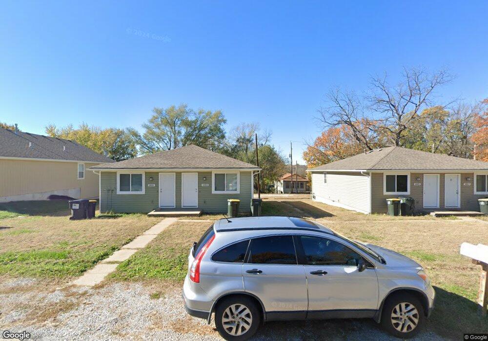 1013 N 4th St, Lansing, KS 66043 - photo 1