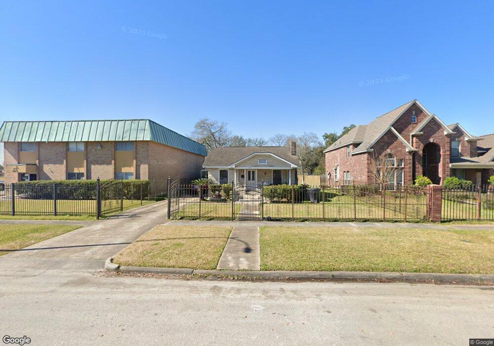 3730 Gulf St, Houston, TX 77017 - photo 1