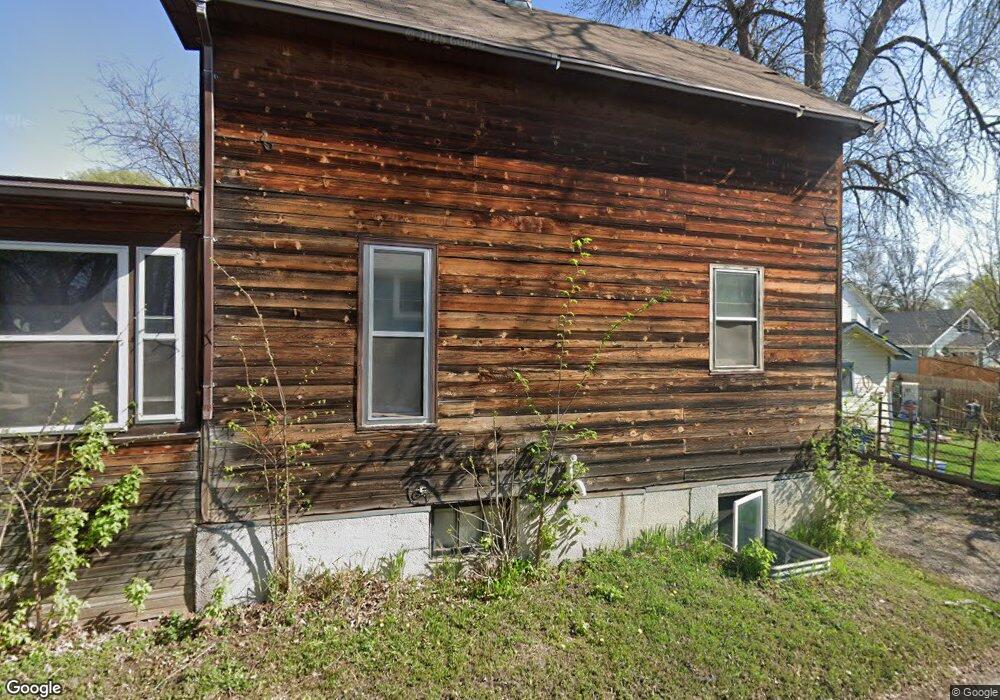 1010 5th St S, Fargo, ND 58103 - photo 1