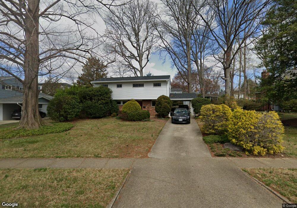 6902 Strata St, McLean, VA 22101 - photo 1