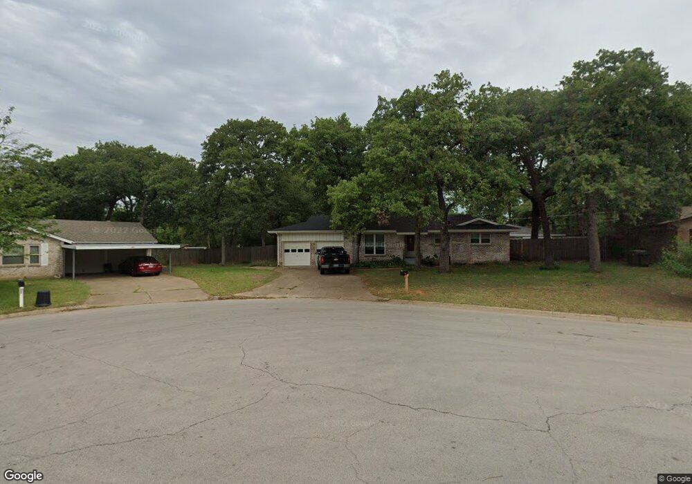 524 Val Oaks Ct, Hurst, TX 76053 - photo 1