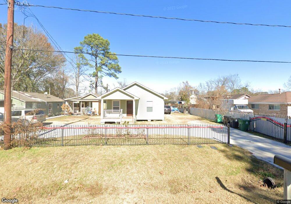 4513 Downs Ln, Houston, TX 77093 - photo 1