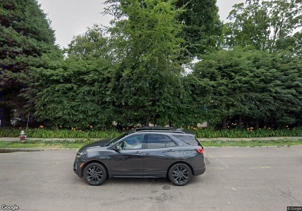 363 Old Post Rd, Fairfield, CT 06824 - photo 1