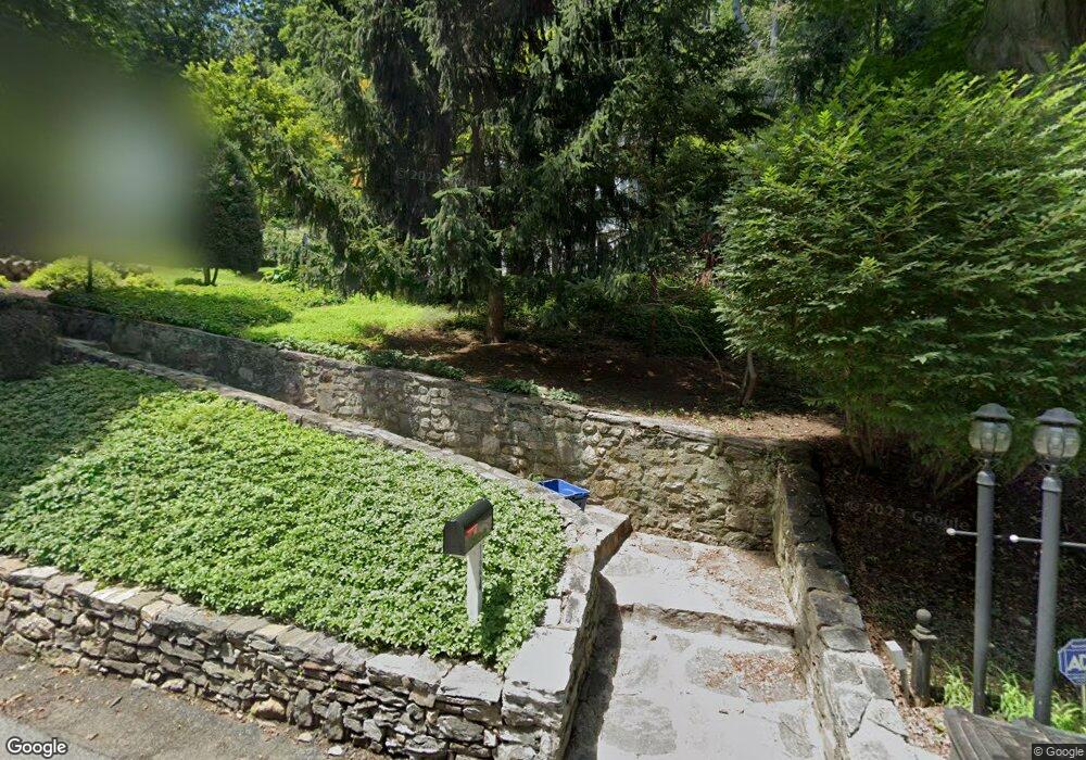 124 Mill River Rd, Chappaqua, NY 10514 - photo 1