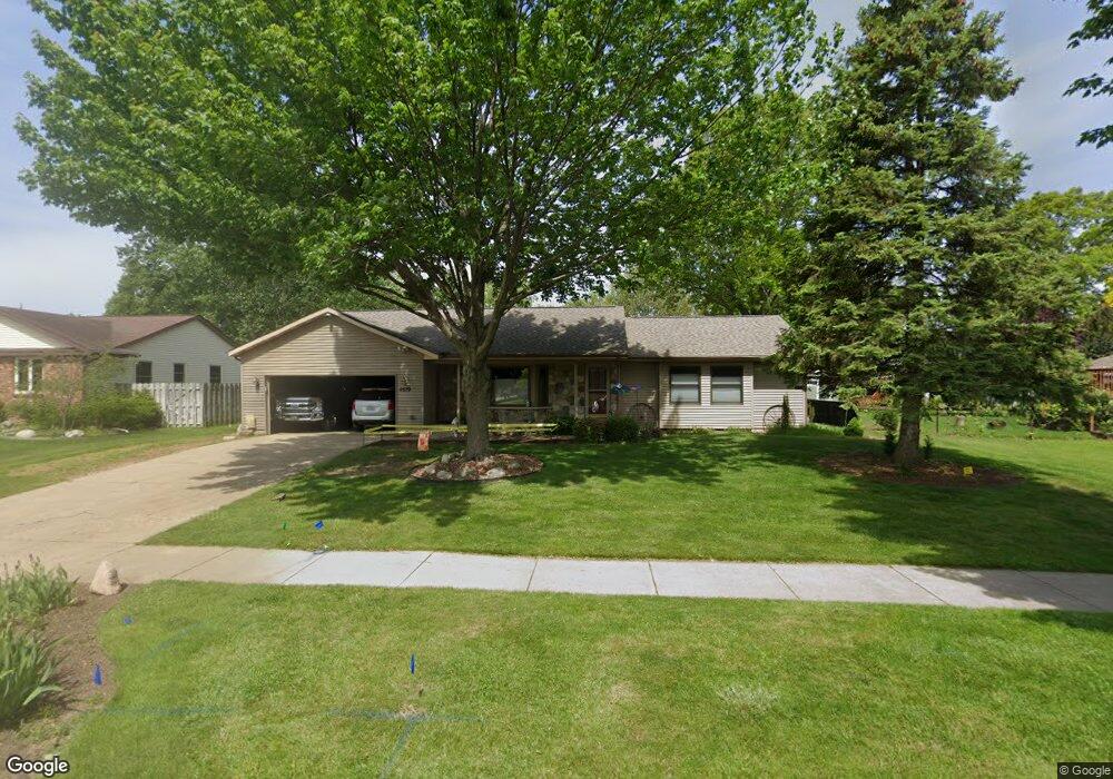 6579 Crownpointe Dr SW, Byron Center, MI 49315 - photo 1