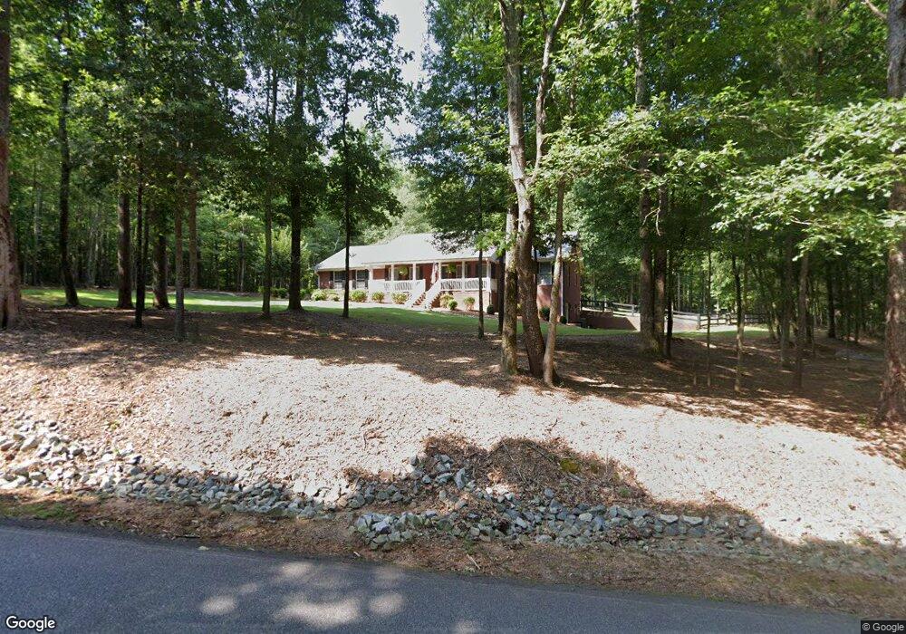 352 Lakeshore Dr, Jefferson, GA 30549 - photo 1