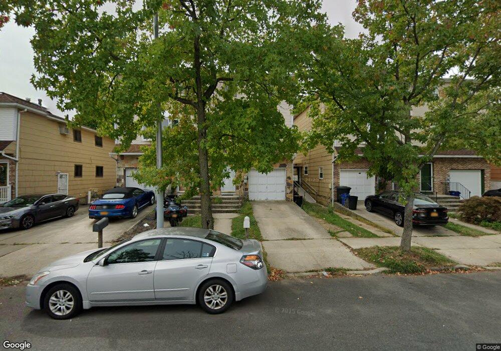 18 Luke Ct, Staten Island, NY 10306 - photo 1