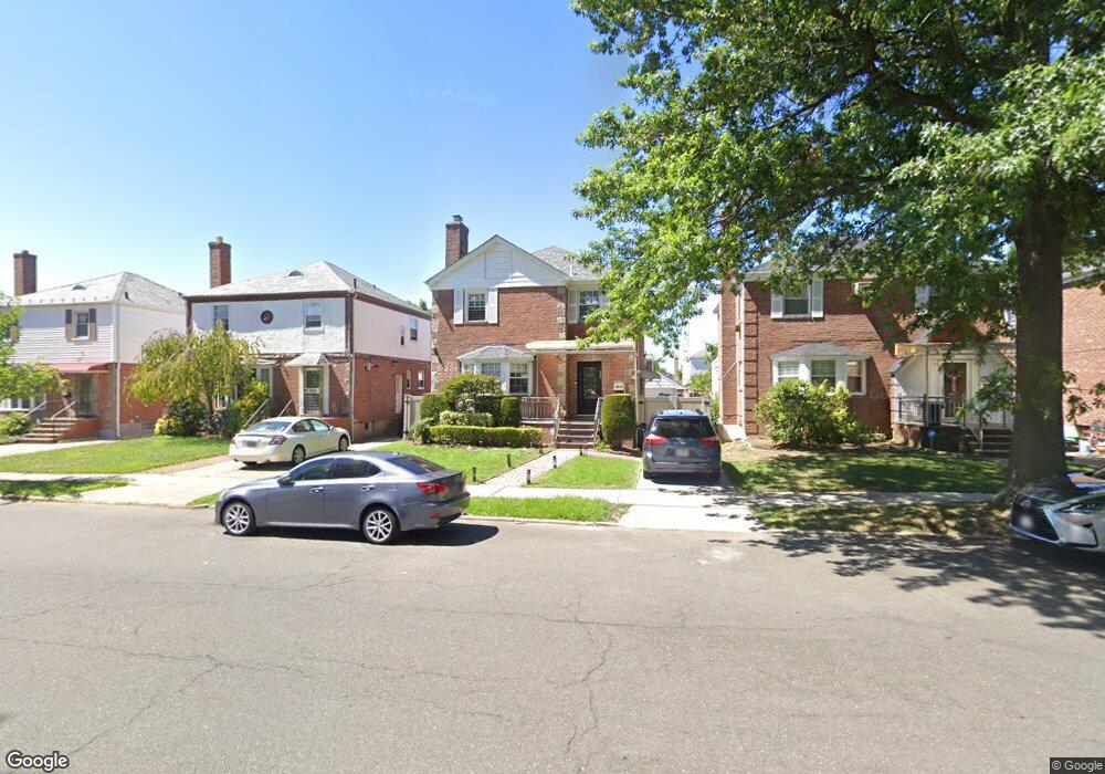 8012 193rd St, Hollis, NY 11423 - photo 1