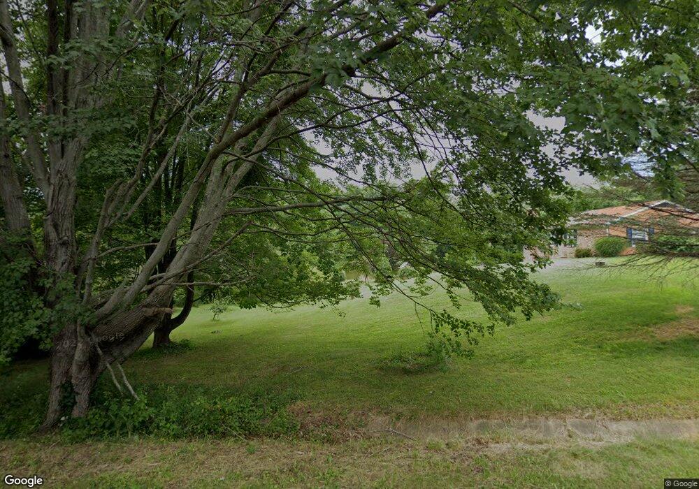 8118 Hillcrest Dr, Manassas, VA 20111 - photo 1