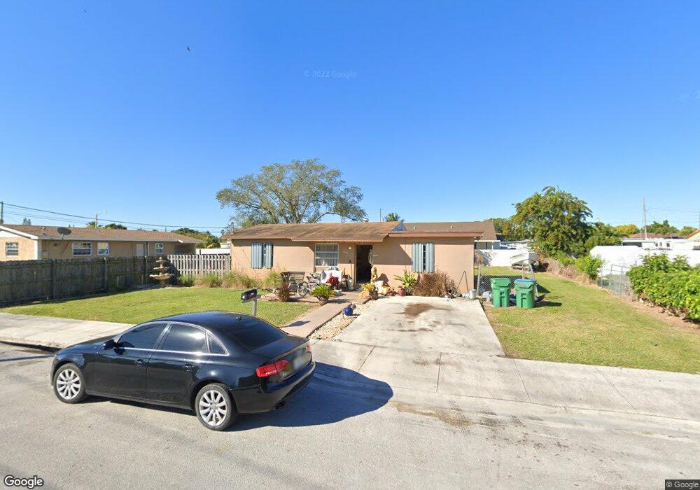 22120 SW 114th Ave, Miami, FL 33170 - photo 1