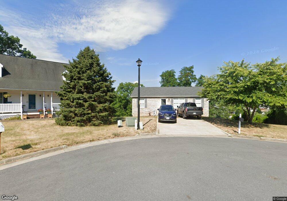 403 Stone Cir, Strasburg, VA 22657 - photo 1