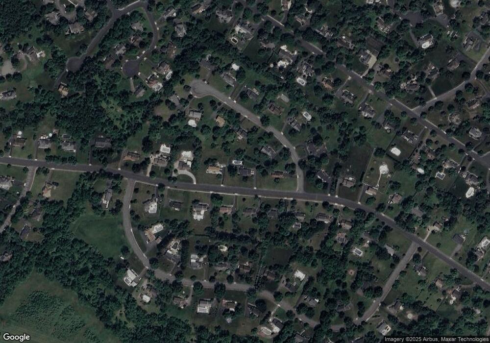 1020 Hillcrest Dr, Branchburg, NJ 08853 - photo 1