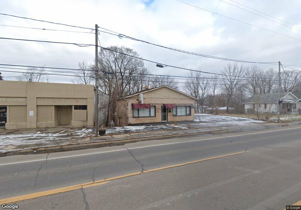 2434 Corunna Rd, Flint, MI 48503 - photo 1