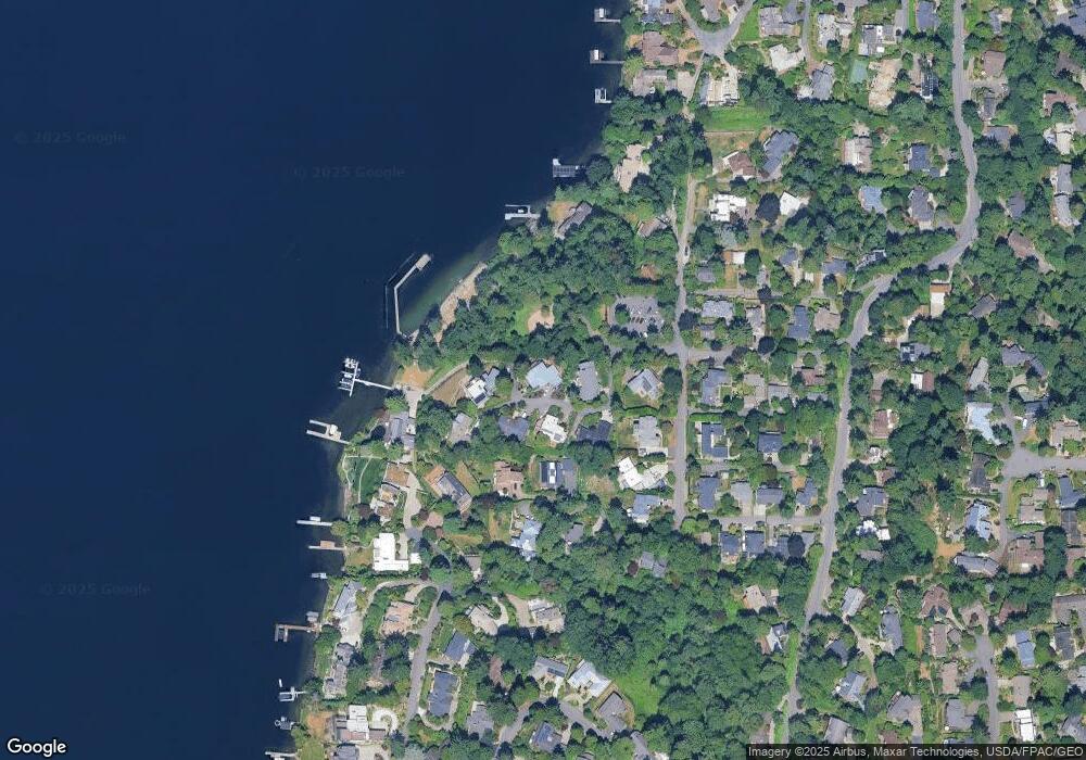 7727 SE 58th St unit Groveland unit A., Mercer Island, WA 98040 - photo 1