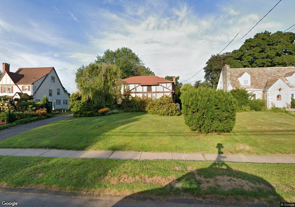 529 Ridge Rd, Wethersfield, CT 06109 - photo 1