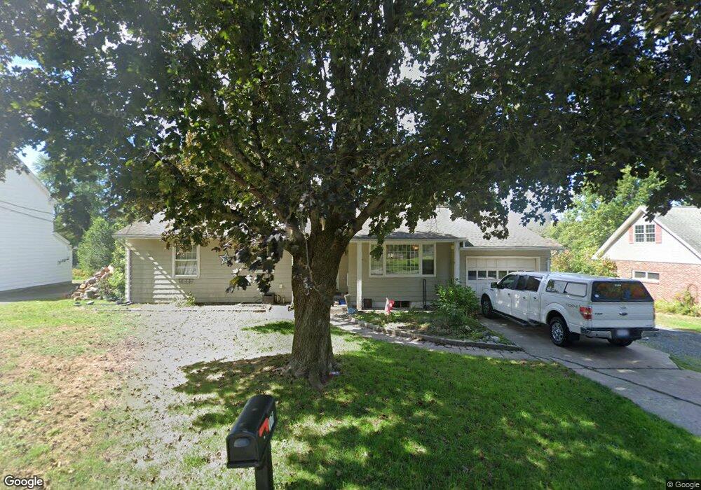 17 East St, South Hadley, MA 01075 - photo 1